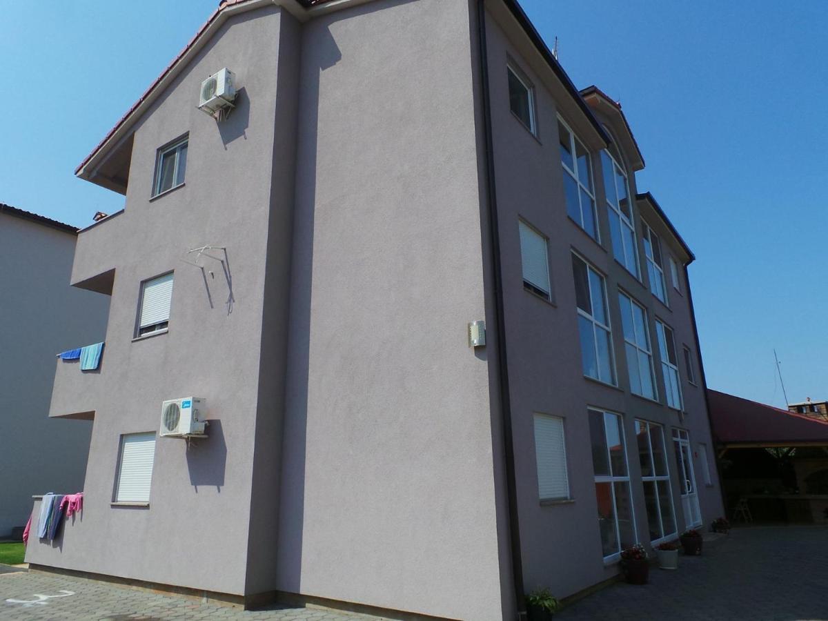 Apartments In Peroj/Istrien 34288 Exterior photo